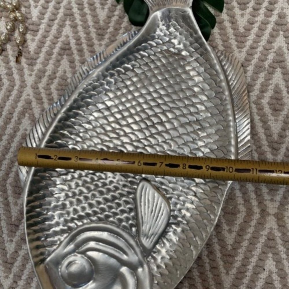 Large Silver Fish Serving Tray - Picture 4 of 10